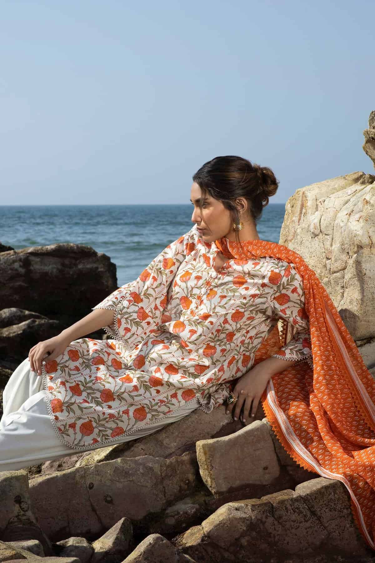 Sana Safinaz Mahay Lawn 2024 | H241-002B-BI (GZ-17)