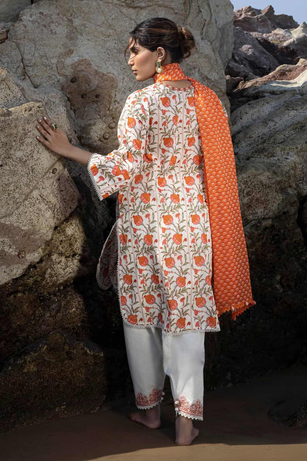 Sana Safinaz Mahay Lawn 2024 | H241-002B-BI (GZ-17) - Image 2