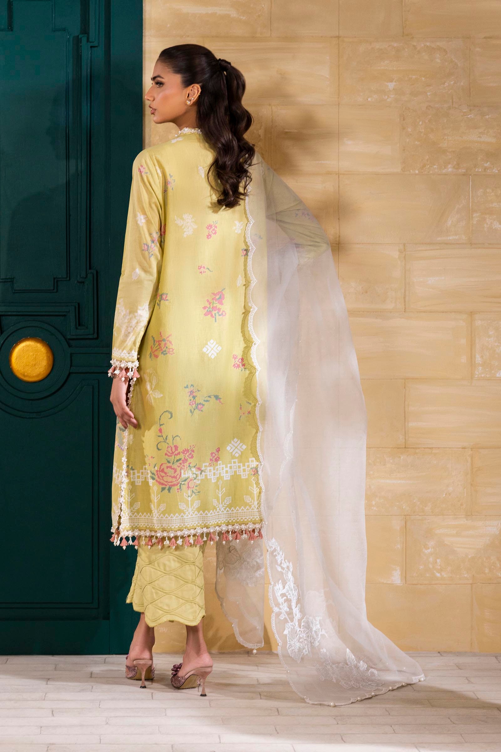 Muzlin By Sana Safinaz Embroidered Linen Suits SS23MZ-V3 10A (GZ-62) - Image 2