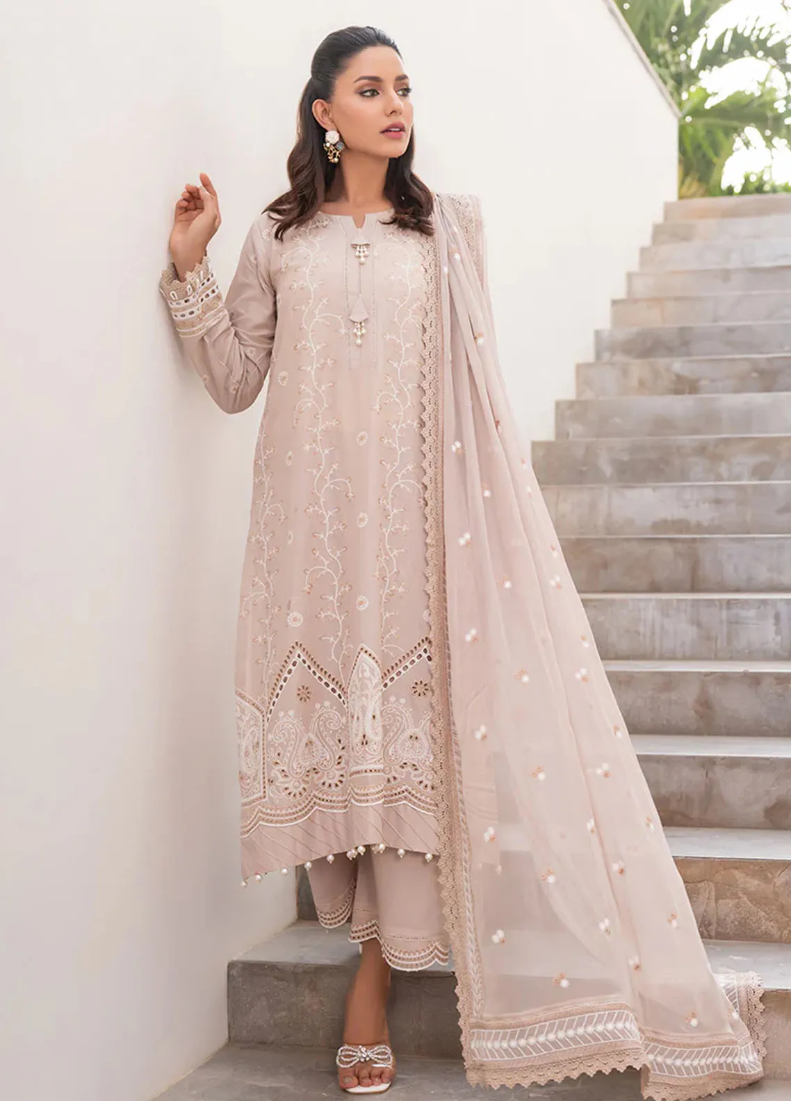 Mehro Maah By Addee Embroidered Lawn 2024 | AD24M USA-1059