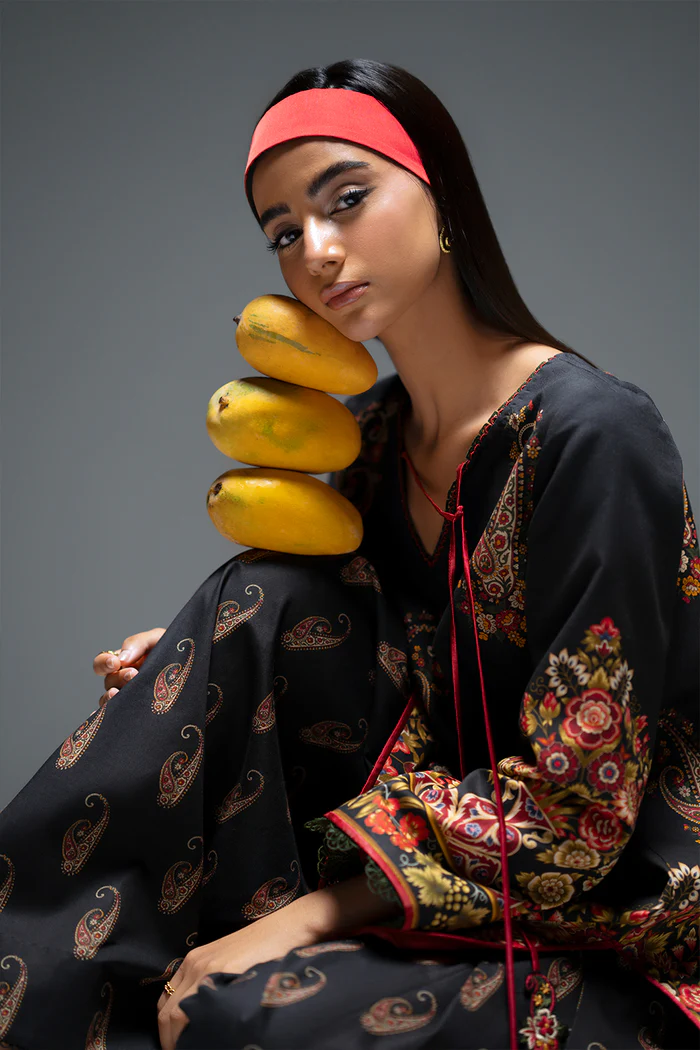 Saira Rizwan Digital Printed ’25 | DRAMA QUEEN – JPU25-01 - Image 4