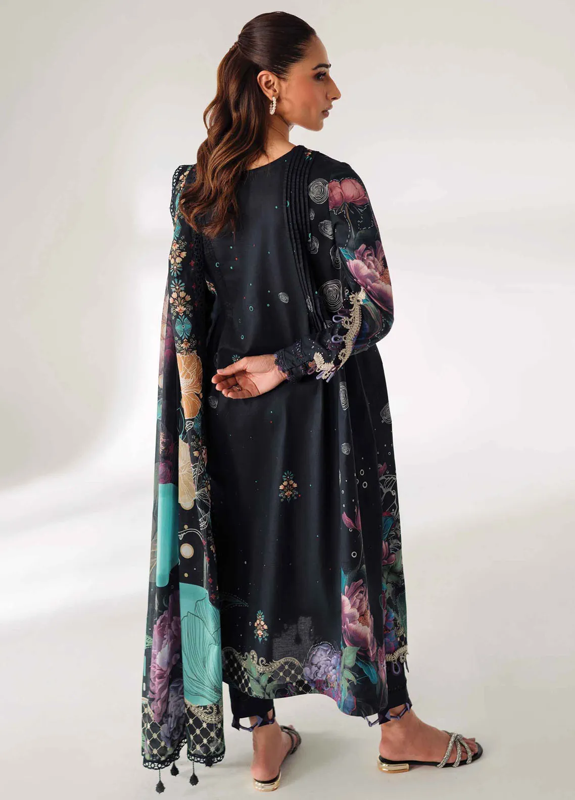 Qprints By Qalamkar Embroidered Lawn 2024 | QLM24QP AR-01 Aniqa - Image 4