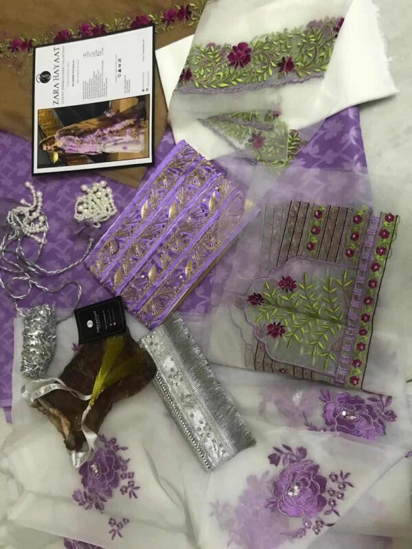 Alternative view of Zara Hayaat Luxury Lawn   - MULBERRY ICE SS-02